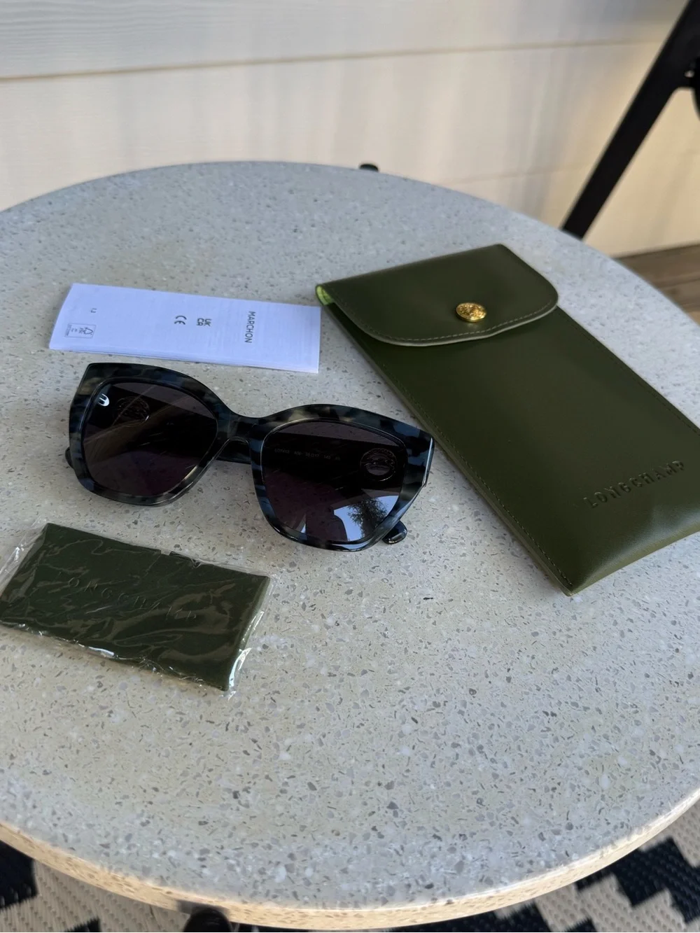 Longchamp tortoiseshell cat
